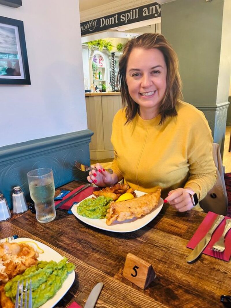 Stephanie Peacock MP marking National Fish and Chip Day at the Old Moor Tavern in Broomhill