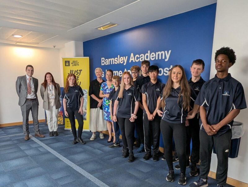 Stephanie Peacock MP meeting with the Duke of Edinburgh Awards, and Barnsley Academy staff and students